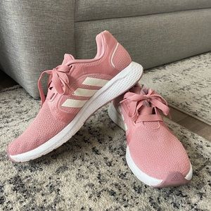 Adidas tennis shoe sneakers size 10 pink